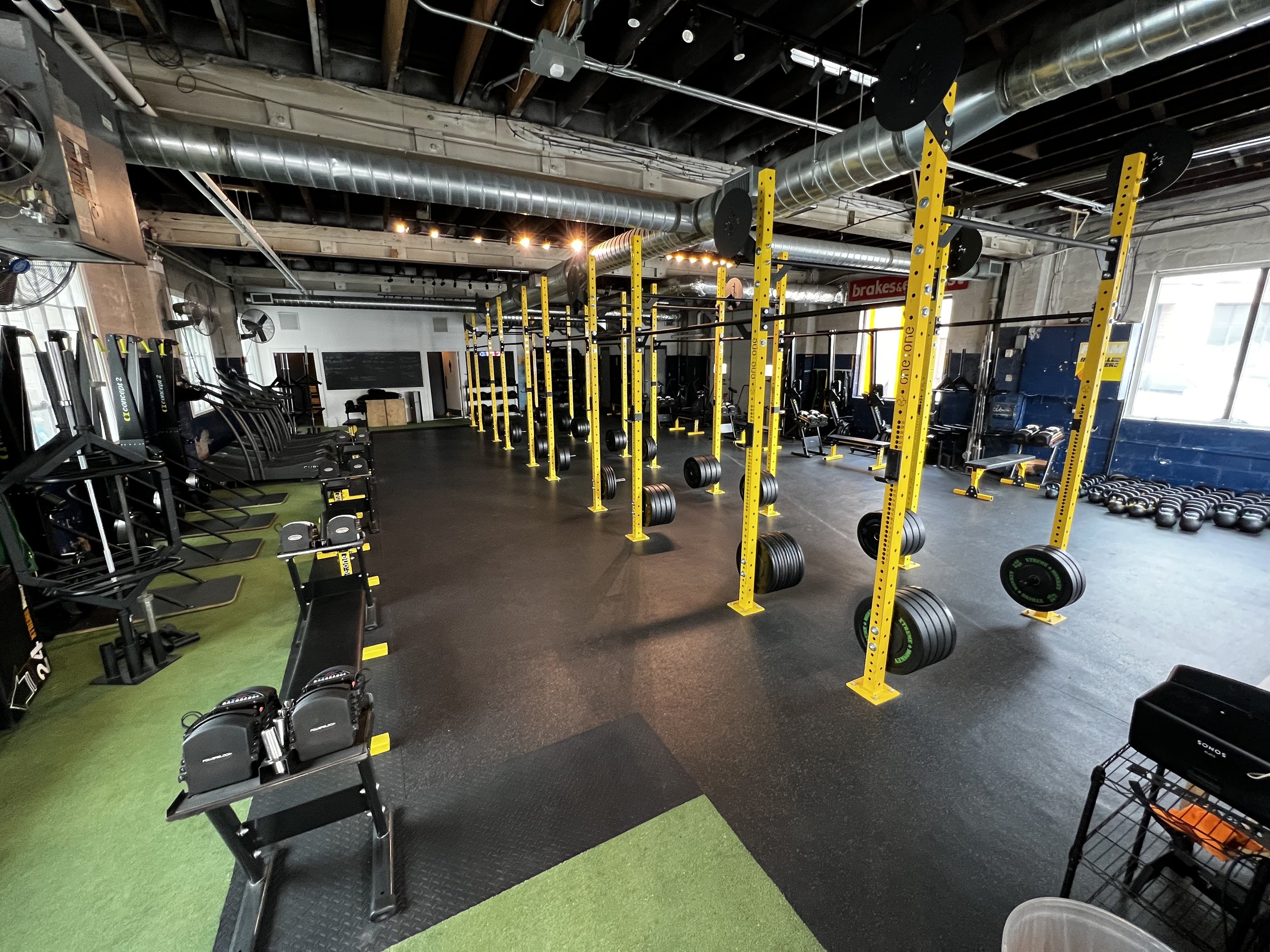 Discover the Benefits of Private Gyms Near You